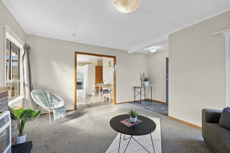 Photo of property in 6 Hughson Street, Waitara, 4320