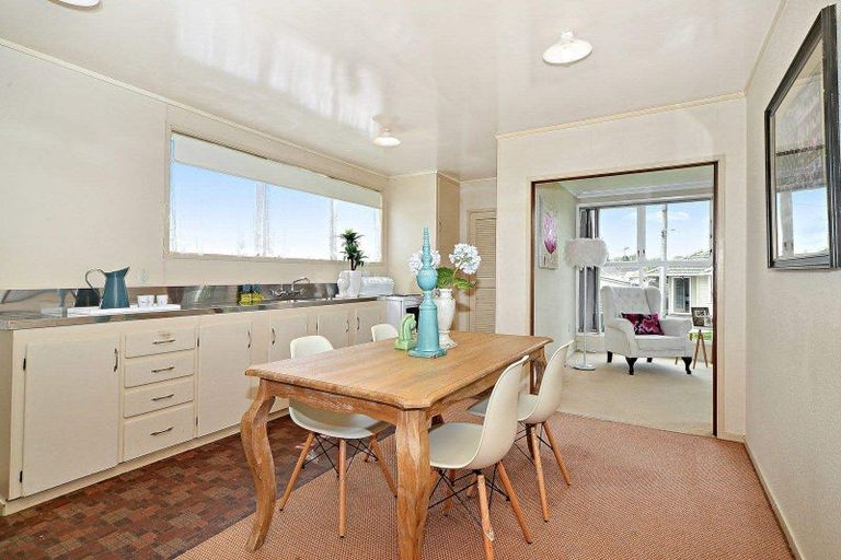 Photo of property in 9a Dennis Road, Papatoetoe, Auckland, 2025