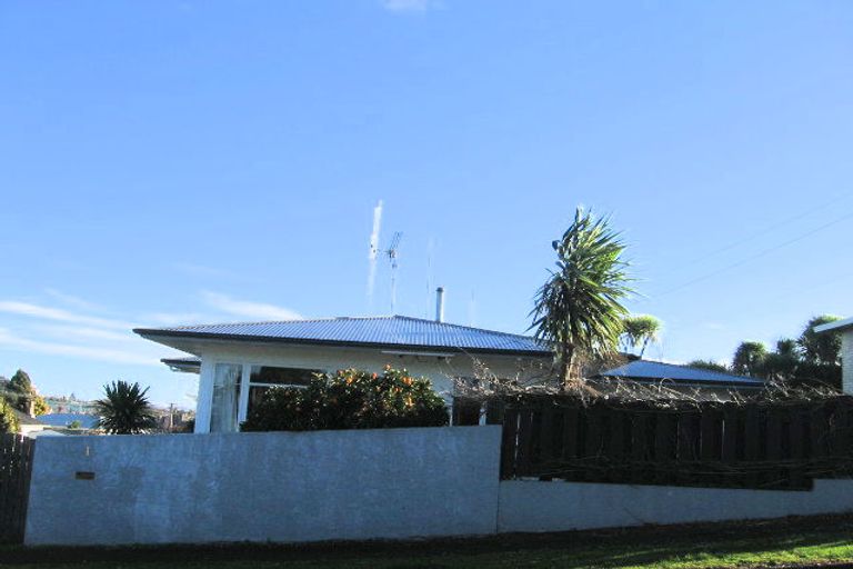 Photo of property in 1 Philip Street, Beerescourt, Hamilton, 3200