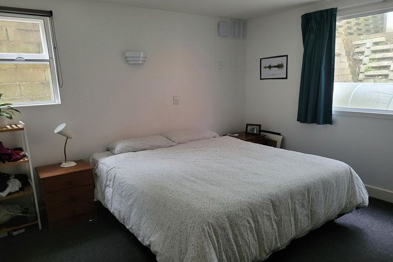Photo of property in Parkland Flats, 18/51u Adams Terrace, Kelburn, Wellington, 6021