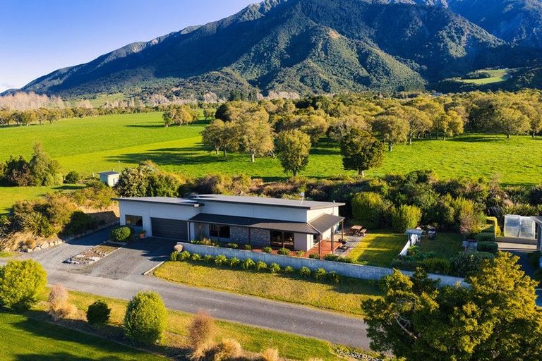Photo of property in 72e Koura Bay Drive, Hapuku, Kaikoura, 7371