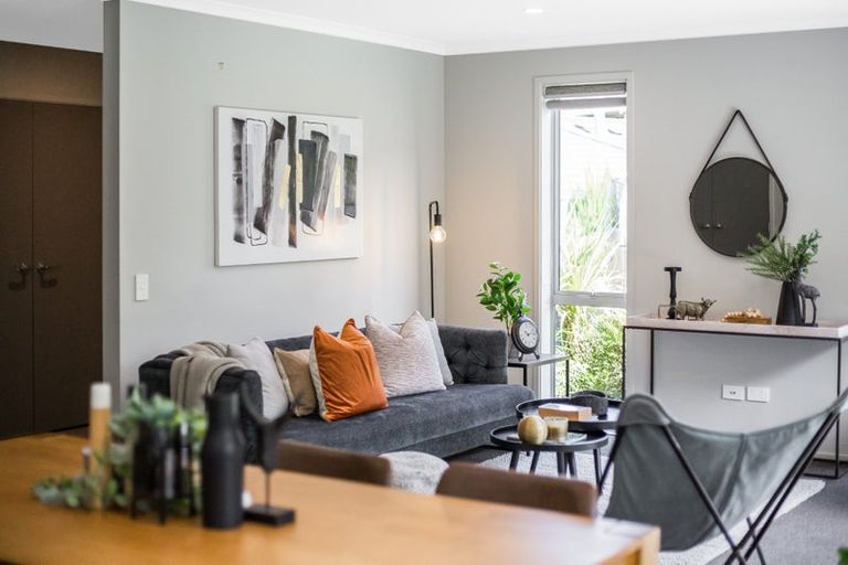 Photo of property in 34 Mooring Close, Whitby, Porirua, 5024