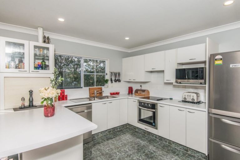 Photo of property in 153 Westchester Drive, Churton Park, Wellington, 6037