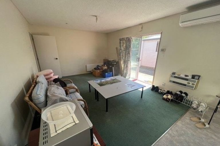 Photo of property in 27 Peverel Street, Riccarton, Christchurch, 8041