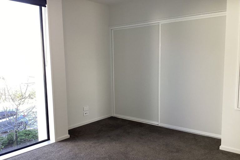 Photo of property in 13/27 New Brighton Road, Shirley, Christchurch, 8061