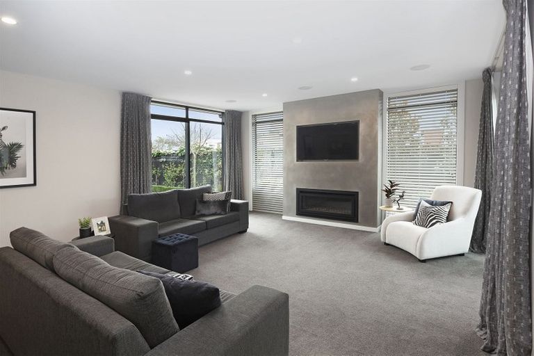 Photo of property in 28 Devonport Lane, St Albans, Christchurch, 8014