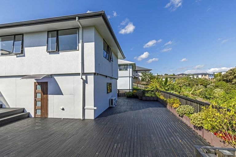 Photo of property in 35 Jadewynn Drive, Massey, Auckland, 0614