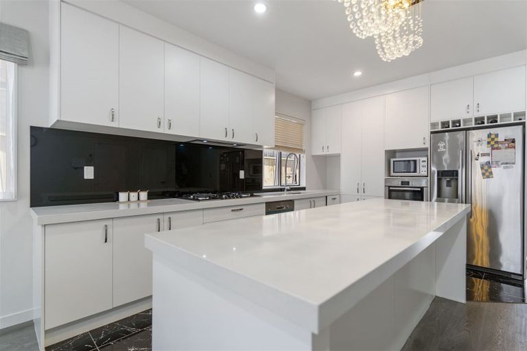 Photo of property in 13 Eastfield Avenue, Flat Bush, Auckland, 2019
