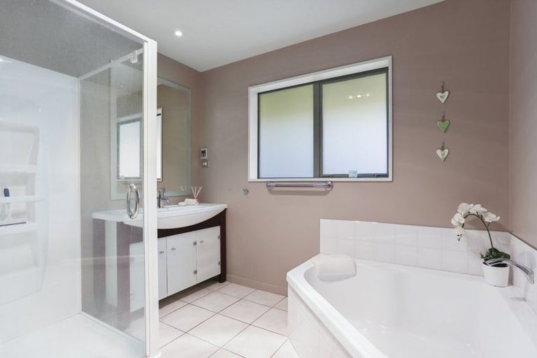 Photo of property in 2 Ascot Place, Rangiora, 7400