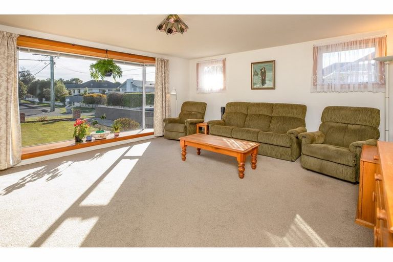 Photo of property in 17 Cedars Street, Hoon Hay, Christchurch, 8025