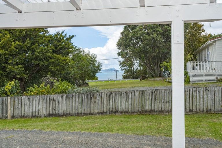 Photo of property in 1 Whimp Avenue, Onerahi, Whangarei, 0110