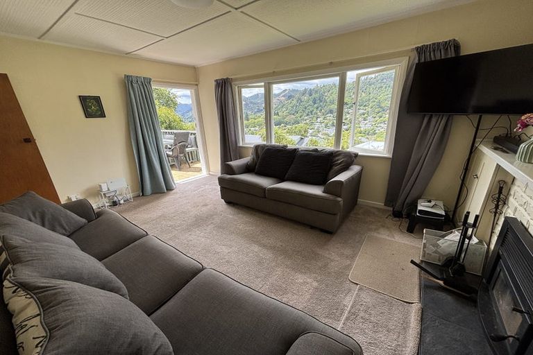 Photo of property in 102 Mount Street, Nelson South, Nelson, 7010