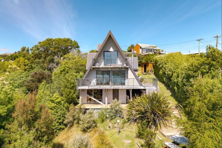 Photo of property in 23 Ranui Crescent, Diamond Harbour,  8971