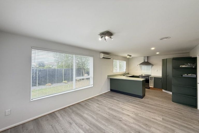 Photo of property in 12 Taranui Place, Bromley, Christchurch, 8062