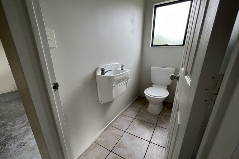 Photo of property in 6 Kora Avenue, Ranui, Auckland, 0612
