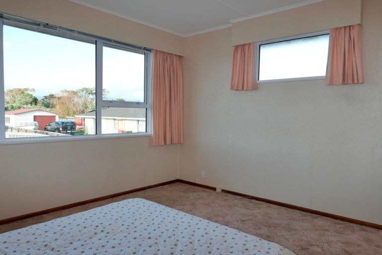 Photo of property in 10 Walton Road, Paraparaumu Beach, Paraparaumu, 5032