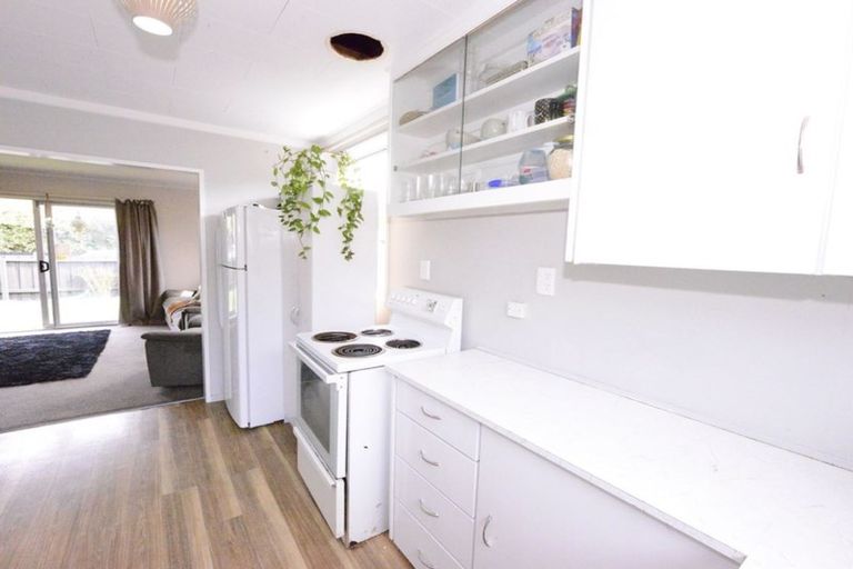 Photo of property in 30 Bassett Street, Burwood, Christchurch, 8083