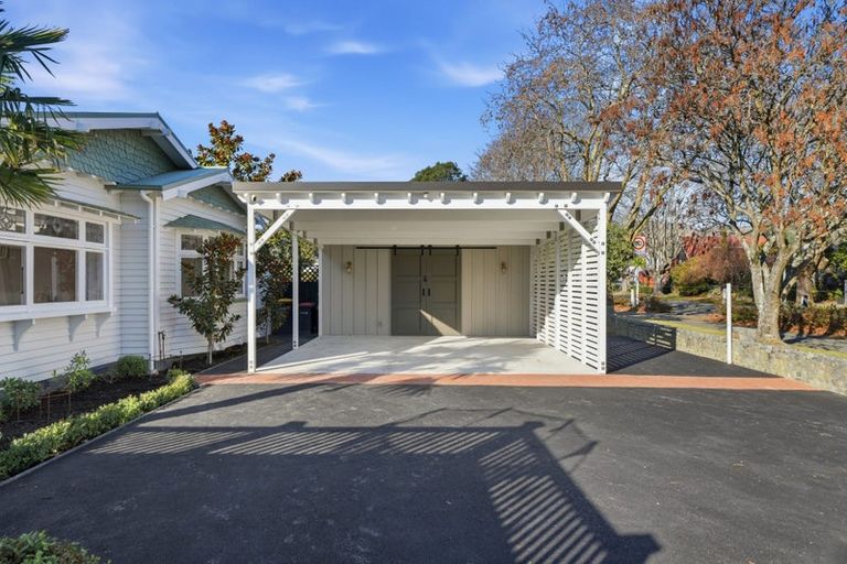Photo of property in 4 Wherstead Road, Cashmere, Christchurch, 8022