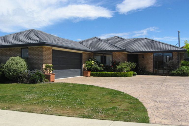 Photo of property in 14 Talbot Road, Northwood, Christchurch, 8051