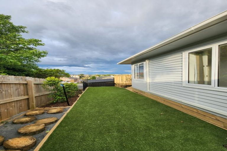 Photo of property in 9 Fitzwater Place, Henderson, Auckland, 0612