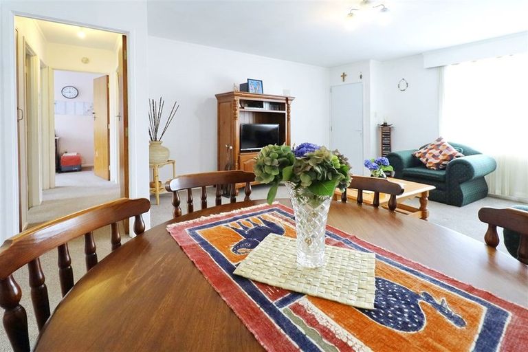 Photo of property in 1/285 Massey Road, Mangere East, Auckland, 2024