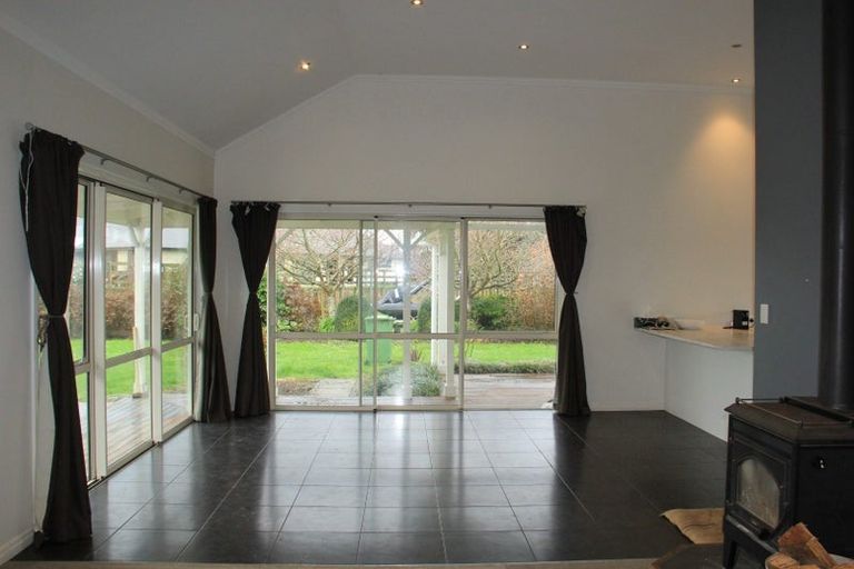 Photo of property in 2/88 Lamb Street, Leamington, Cambridge, 3495