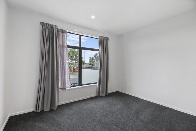 Photo of property in 105 Manakura Street, Russley, Christchurch, 8042