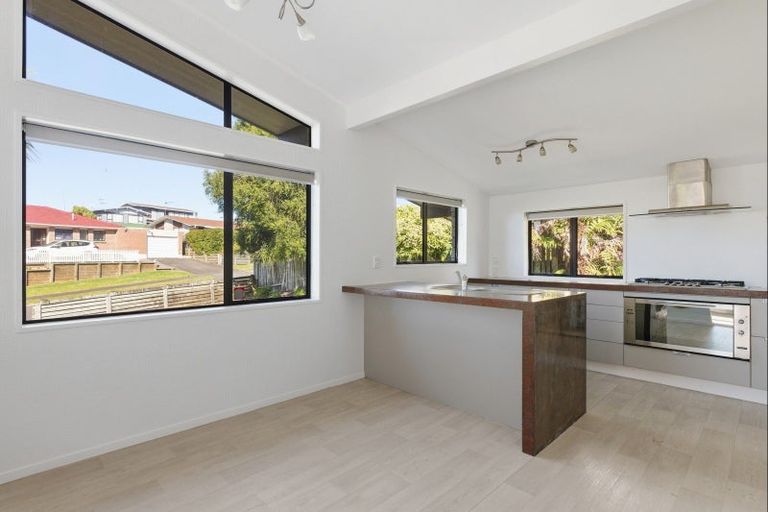 Photo of property in 5 Bellfield Place, Bethlehem, Tauranga, 3110