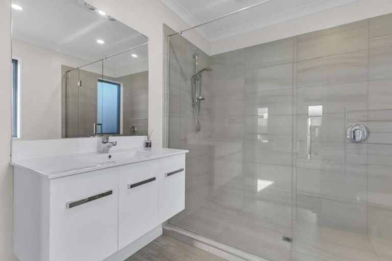 Photo of property in 13 Pakohe Street, Pegasus, 7612