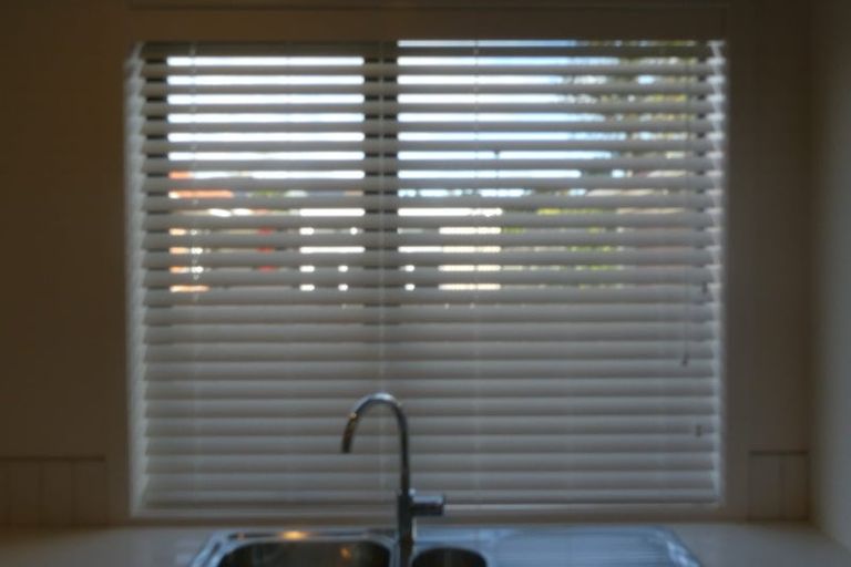 Photo of property in 4/504 Don Buck Road, Massey, Auckland, 0614