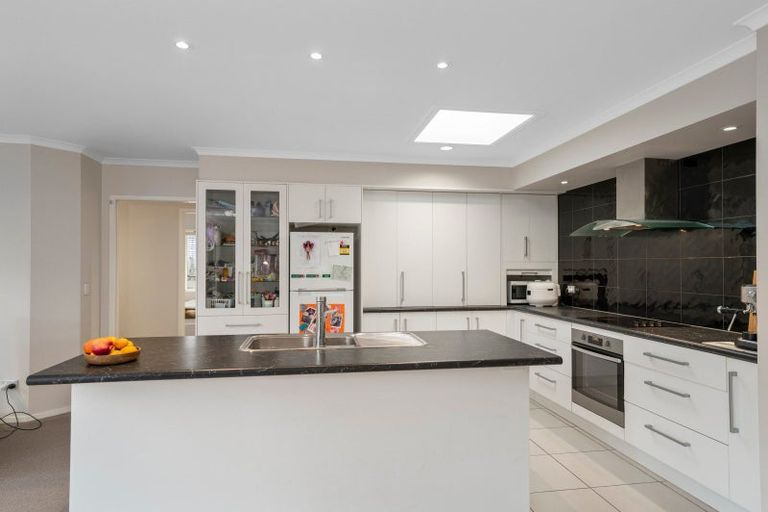 Photo of property in 29 Rosella Drive, Welcome Bay, Tauranga, 3112