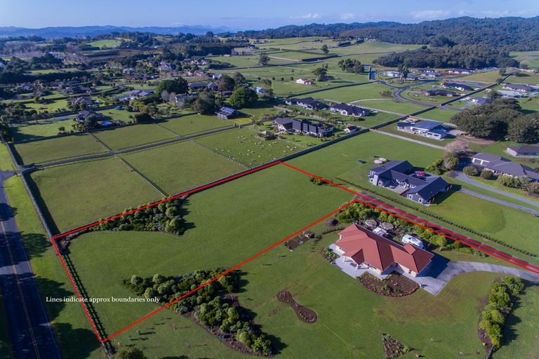 Photo of property in 11 Karanui Road, Te Kamo, Kamo, 0185