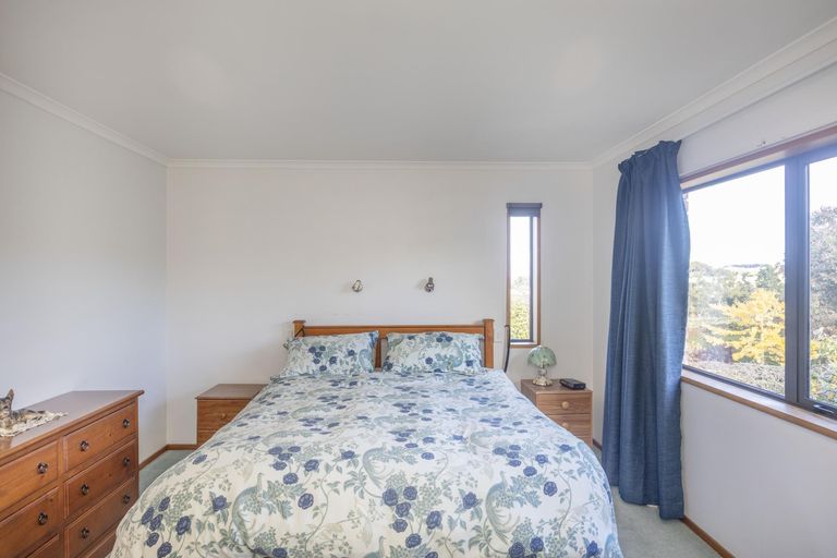 Photo of property in 22 Jessop Street, South Hill, Oamaru, 9400