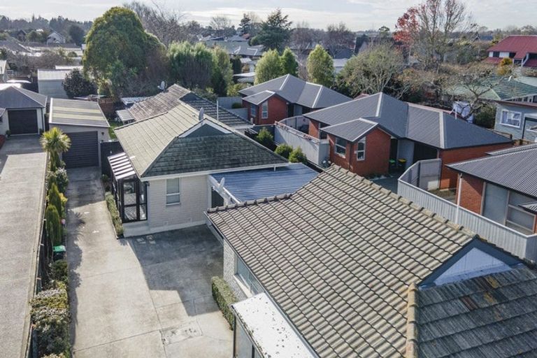 Photo of property in 500 Harewood Road, Harewood, Christchurch, 8051