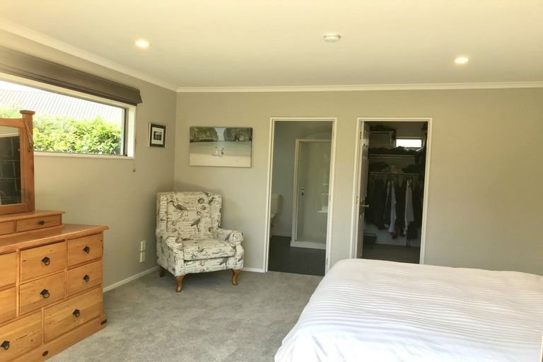 Photo of property in 21 Magnolia Place, Richmond, 7020