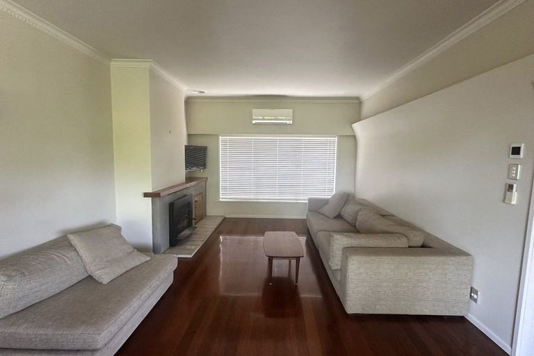 Photo of property in 28 Muritai Crescent, Havelock North, 4130