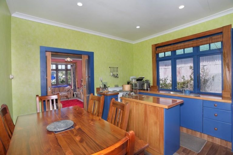 Photo of property in 12 Stewart Street, Marton, 4710