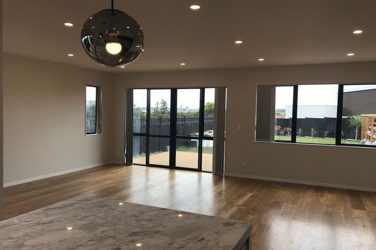 Photo of property in 49 Lockheed Street, Hobsonville, Auckland, 0618