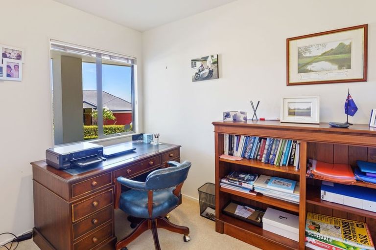 Photo of property in 3 Matata Place, Waikanae, 5036