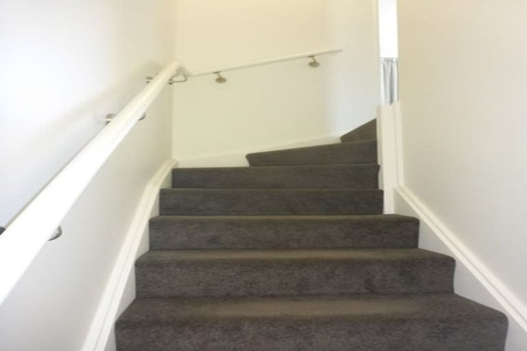 Photo of property in 25/31u Princess Terrace, Newtown, Wellington, 6021