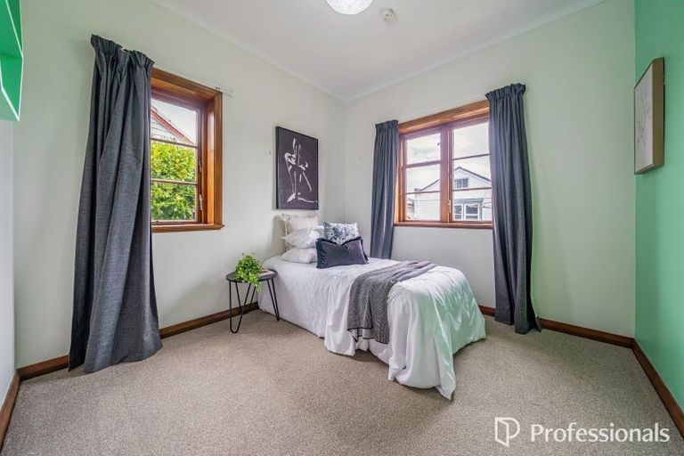 Photo of property in 9 Bell Road, Waiwhetu, Lower Hutt, 5010