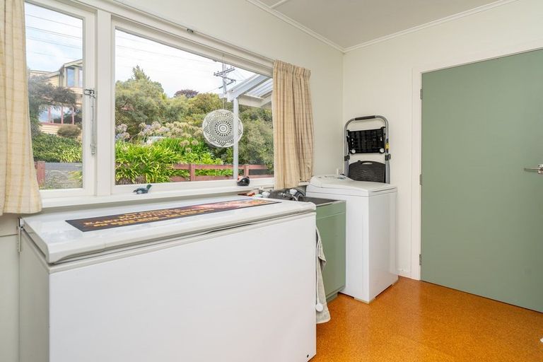 Photo of property in 1 Waikana Street, Broad Bay, Dunedin, 9014