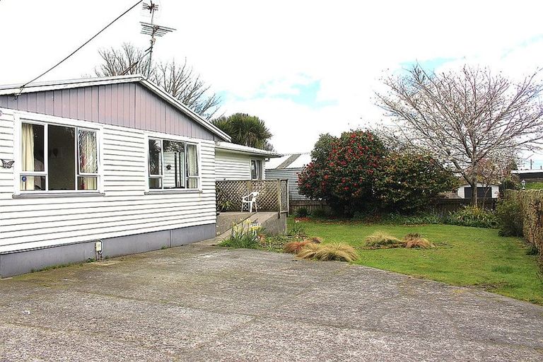 Photo of property in 3 Olivia Street, Stratford, 4332