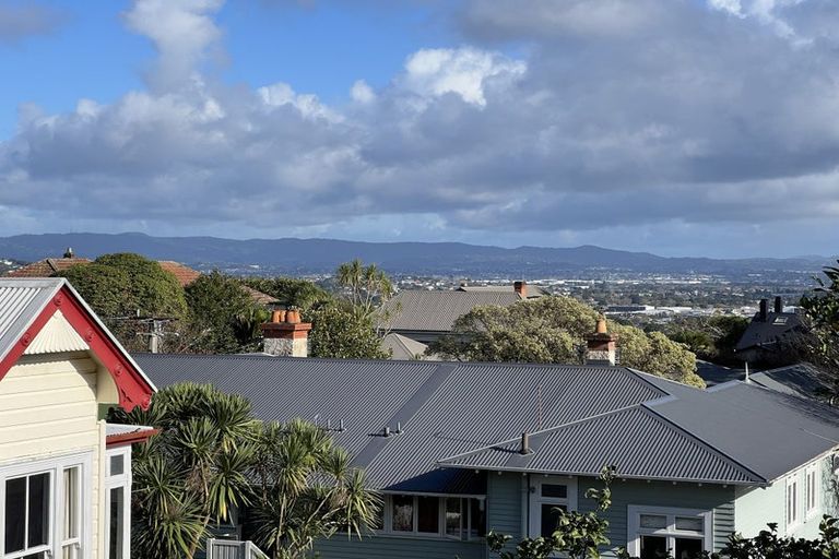 Photo of property in 11 Lovelock Avenue, Rolleston, 7615