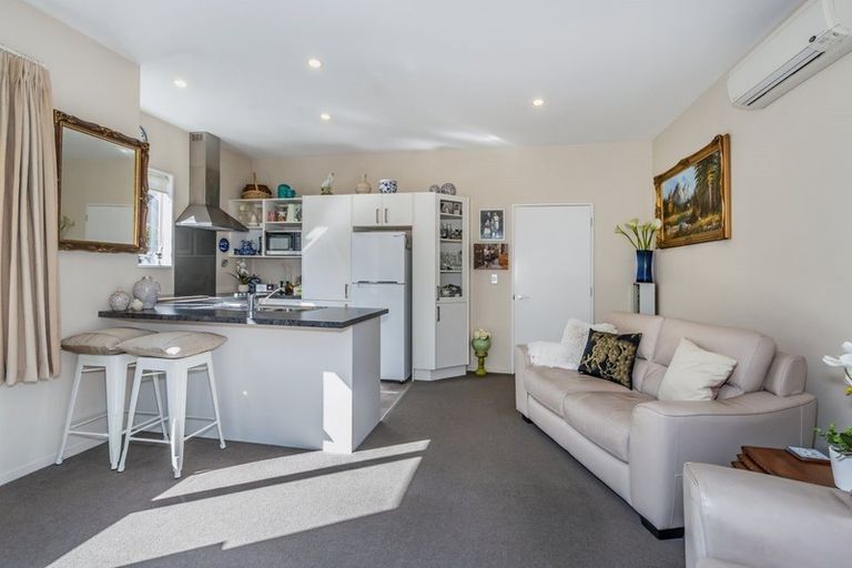 Photo of property in 2/6 Kauri Street, Riccarton, Christchurch, 8041