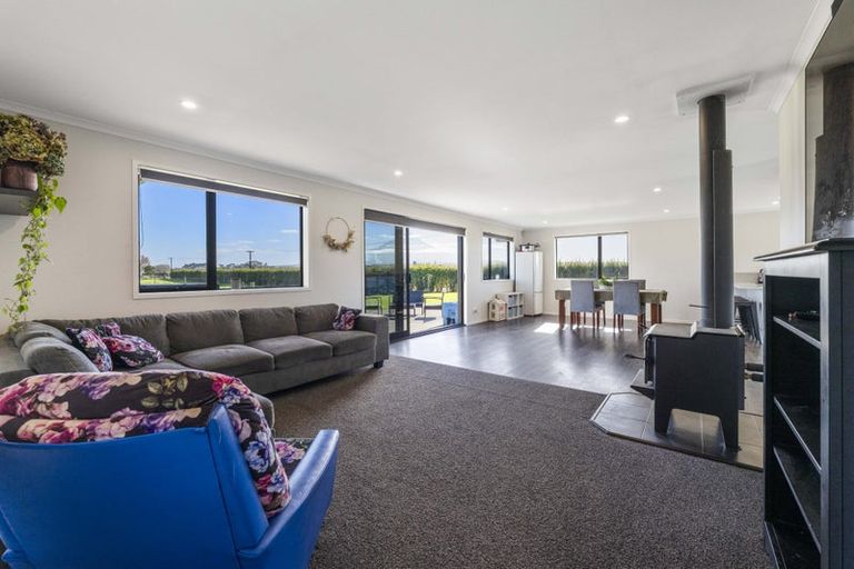 Photo of property in 657 Eltham Road, Mangatoki, Stratford, 4391