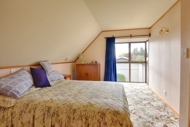 Photo of property in 16 Traford Street, Gore, 9710