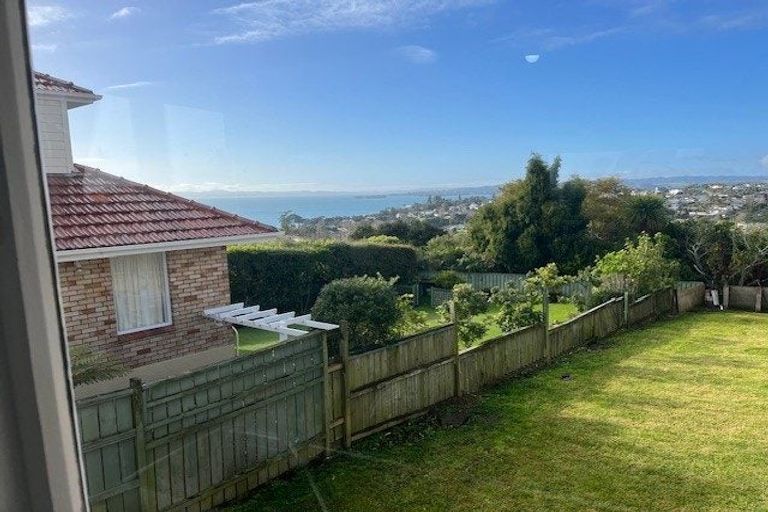 Photo of property in 105 Bleakhouse Road, Howick, Auckland, 2014