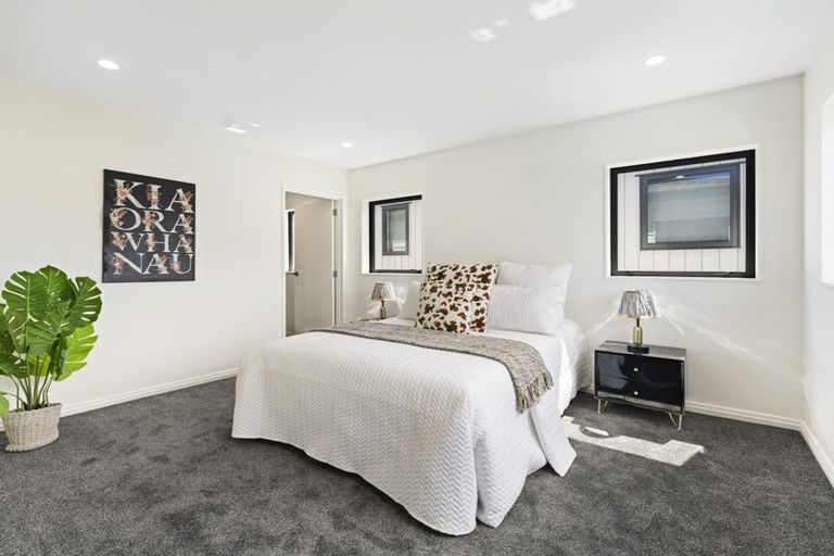 Photo of property in 2/142 Great South Road, Manurewa, Auckland, 2102