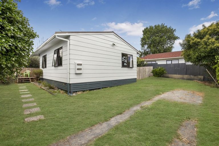 Photo of property in 4a Pratt Street, Papakura, 2110